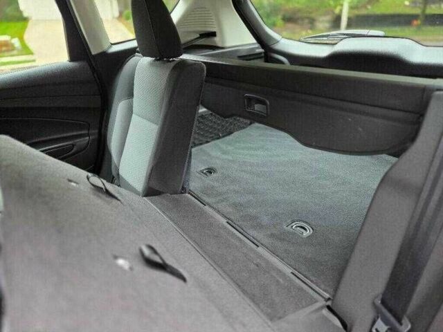 Сірий Форд Сі-Макс, об'ємом двигуна 2 л та пробігом 63 тис. км за 1900 $, фото 8 на Automoto.ua