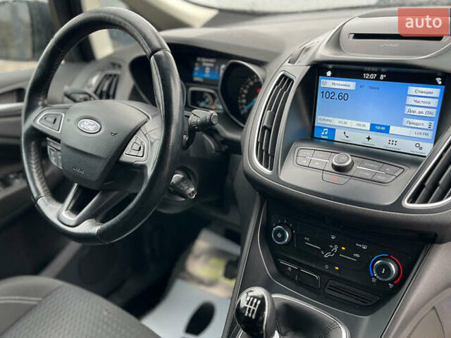 Серый Форд Си-Макс, объемом двигателя 1.5 л и пробегом 220 тыс. км за 8999 $, фото 14 на Automoto.ua
