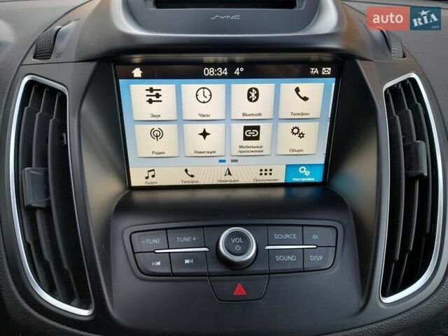 Серый Форд Си-Макс, объемом двигателя 1.5 л и пробегом 238 тыс. км за 11500 $, фото 17 на Automoto.ua