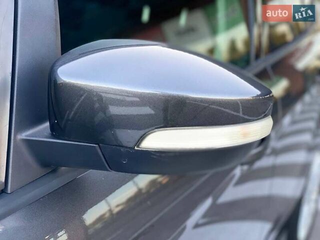 Серый Форд Си-Макс, объемом двигателя 2 л и пробегом 135 тыс. км за 9590 $, фото 15 на Automoto.ua