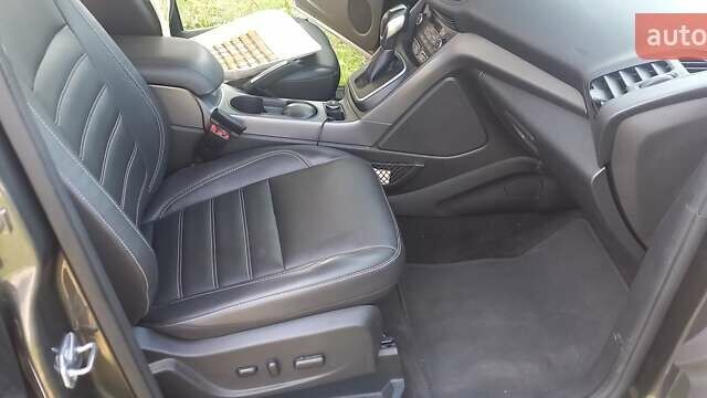 Серый Форд Си-Макс, объемом двигателя 2 л и пробегом 66 тыс. км за 13800 $, фото 21 на Automoto.ua