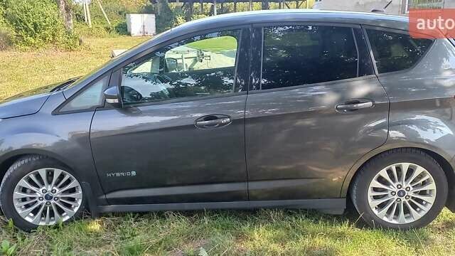 Серый Форд Си-Макс, объемом двигателя 2 л и пробегом 66 тыс. км за 13800 $, фото 1 на Automoto.ua