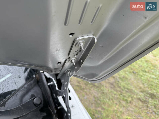 Сірий Форд Сі-Макс, об'ємом двигуна 2 л та пробігом 210 тис. км за 11900 $, фото 13 на Automoto.ua