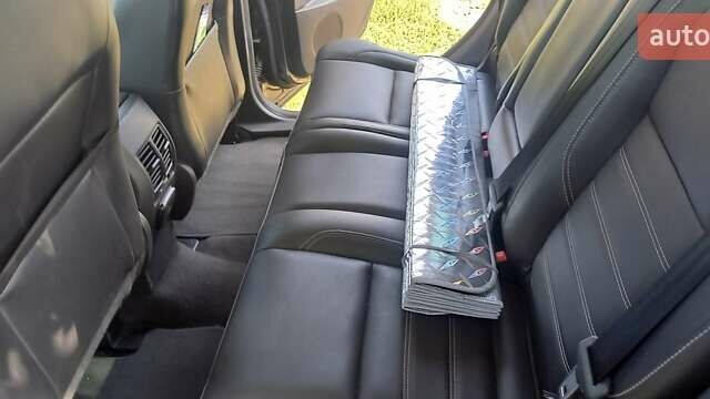 Серый Форд Си-Макс, объемом двигателя 2 л и пробегом 66 тыс. км за 13800 $, фото 8 на Automoto.ua