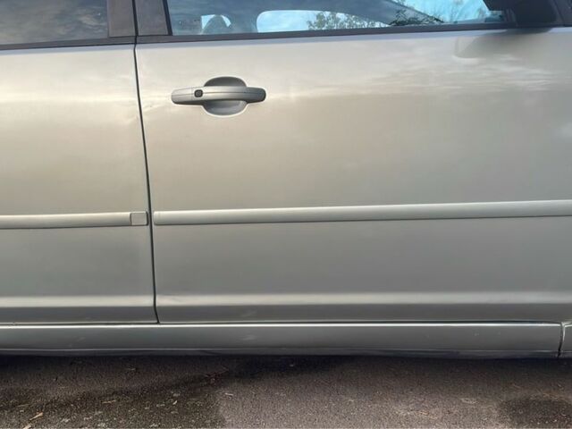 Сірий Форд Сі-Макс, об'ємом двигуна 2 л та пробігом 205 тис. км за 7500 $, фото 9 на Automoto.ua