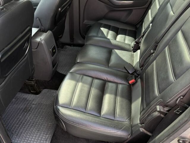 Сірий Форд Сі-Макс, об'ємом двигуна 2 л та пробігом 205 тис. км за 7500 $, фото 4 на Automoto.ua