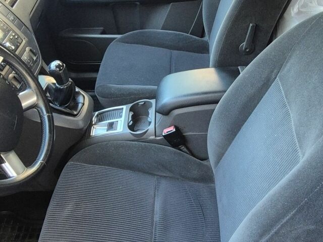 Серый Форд Си-Макс, объемом двигателя 2 л и пробегом 385 тыс. км за 5000 $, фото 5 на Automoto.ua