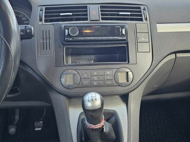 Сірий Форд Сі-Макс, об'ємом двигуна 1.6 л та пробігом 205 тис. км за 2350 $, фото 15 на Automoto.ua