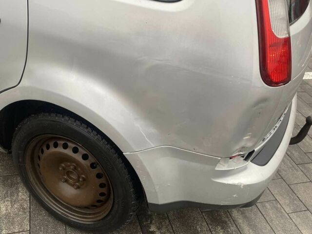 Серый Форд Си-Макс, объемом двигателя 1.8 л и пробегом 318 тыс. км за 3100 $, фото 8 на Automoto.ua