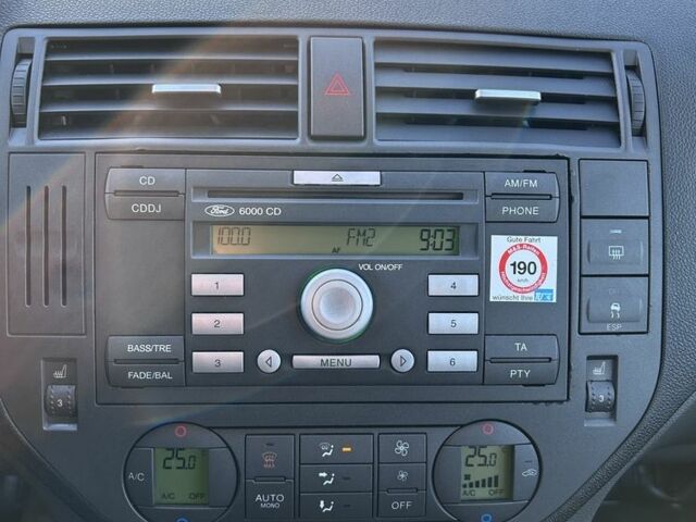 Серый Форд Си-Макс, объемом двигателя 2 л и пробегом 211 тыс. км за 4200 $, фото 9 на Automoto.ua