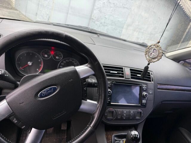 Серый Форд Си-Макс, объемом двигателя 1.8 л и пробегом 252 тыс. км за 5000 $, фото 5 на Automoto.ua