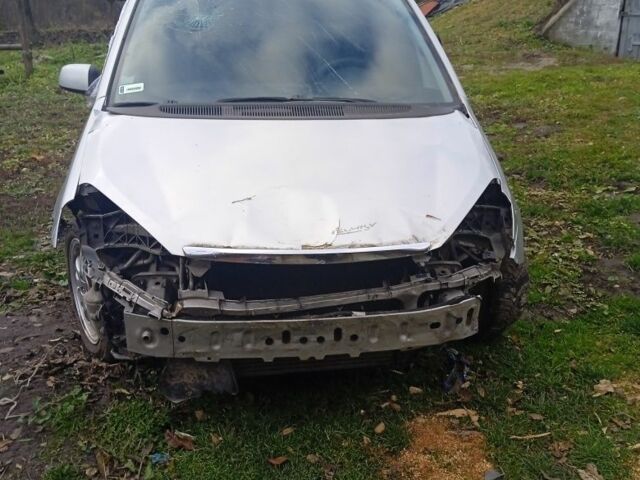 Сірий Форд Сі-Макс, об'ємом двигуна 1.8 л та пробігом 256 тис. км за 2500 $, фото 3 на Automoto.ua