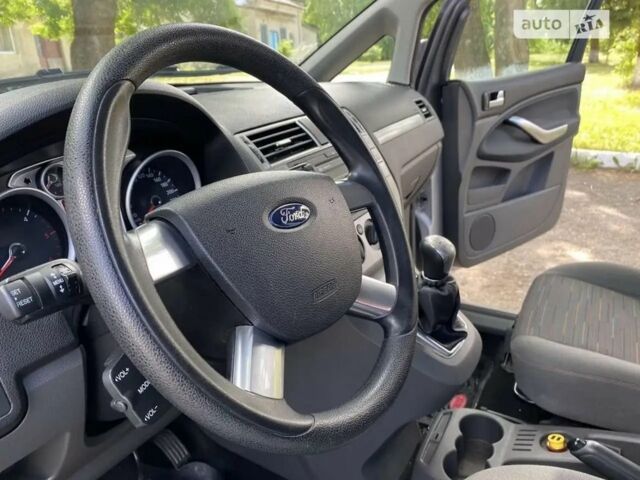 Серый Форд Си-Макс, объемом двигателя 1.6 л и пробегом 170 тыс. км за 6399 $, фото 3 на Automoto.ua