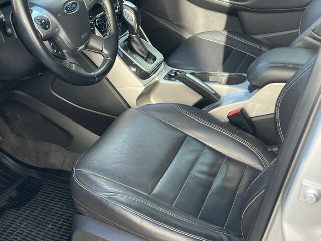 Серый Форд Си-Макс, объемом двигателя 2 л и пробегом 140 тыс. км за 12700 $, фото 21 на Automoto.ua