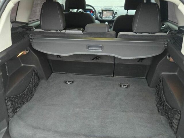 Серый Форд Си-Макс, объемом двигателя 2 л и пробегом 270 тыс. км за 10000 $, фото 6 на Automoto.ua