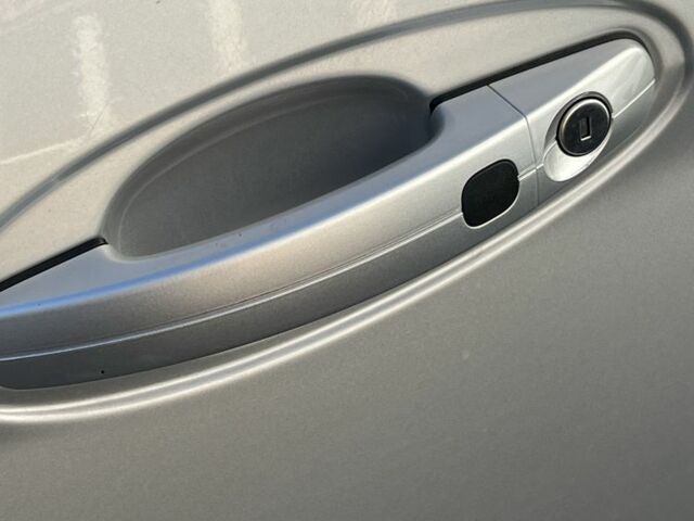 Серый Форд Си-Макс, объемом двигателя 2 л и пробегом 140 тыс. км за 12700 $, фото 6 на Automoto.ua