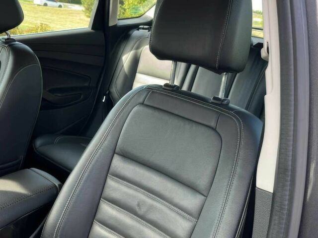 Сірий Форд Сі-Макс, об'ємом двигуна 2 л та пробігом 51 тис. км за 7000 $, фото 9 на Automoto.ua