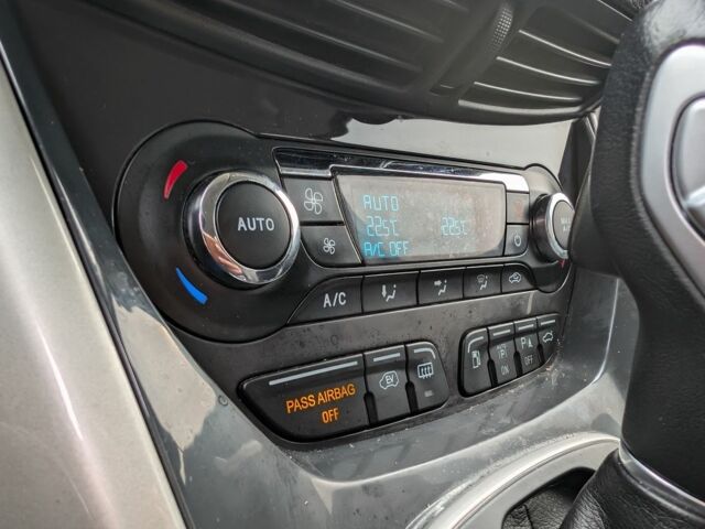 Синий Форд Си-Макс, объемом двигателя 2 л и пробегом 152 тыс. км за 10850 $, фото 11 на Automoto.ua