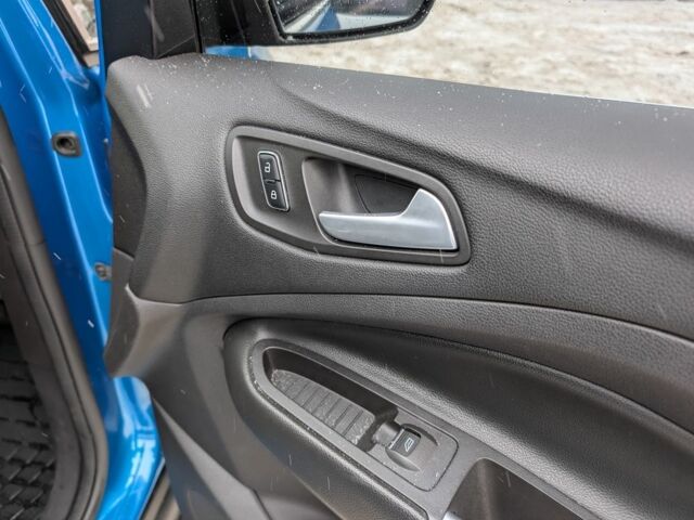 Синий Форд Си-Макс, объемом двигателя 2 л и пробегом 152 тыс. км за 10850 $, фото 15 на Automoto.ua