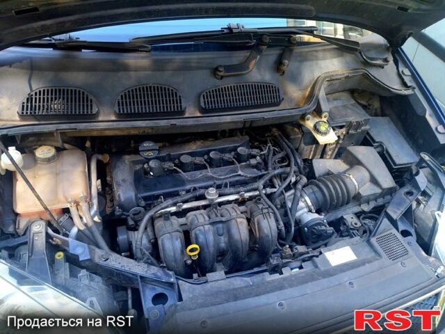 Синий Форд Си-Макс, объемом двигателя 1.8 л и пробегом 209 тыс. км за 3700 $, фото 3 на Automoto.ua