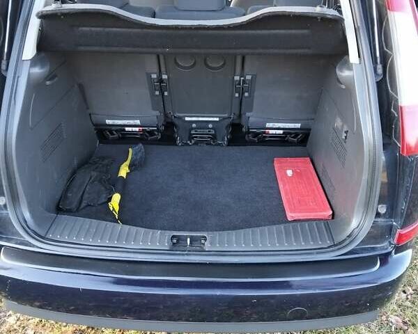 Синий Форд Си-Макс, объемом двигателя 1.56 л и пробегом 351 тыс. км за 4300 $, фото 4 на Automoto.ua