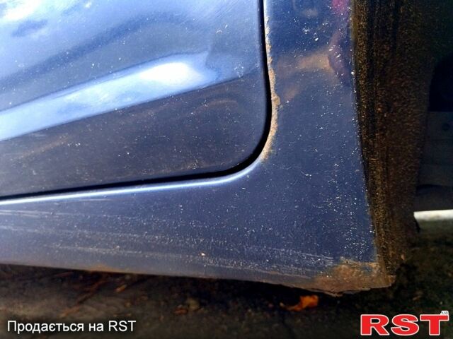 Синий Форд Си-Макс, объемом двигателя 1.8 л и пробегом 209 тыс. км за 3700 $, фото 10 на Automoto.ua