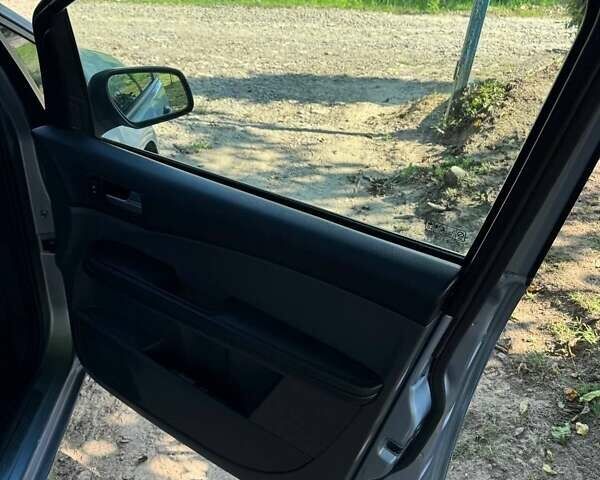 Синій Форд Сі-Макс, об'ємом двигуна 2 л та пробігом 322 тис. км за 4674 $, фото 10 на Automoto.ua