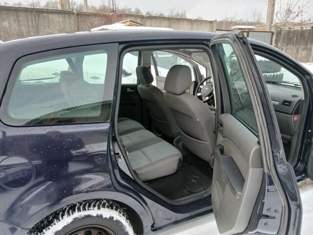 Синий Форд Си-Макс, объемом двигателя 1.6 л и пробегом 350 тыс. км за 2300 $, фото 5 на Automoto.ua