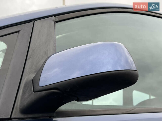 Синій Форд Сі-Макс, об'ємом двигуна 1.6 л та пробігом 179 тис. км за 4800 $, фото 36 на Automoto.ua