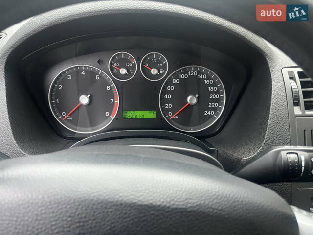 Синий Форд Си-Макс, объемом двигателя 1.6 л и пробегом 254 тыс. км за 4600 $, фото 2 на Automoto.ua