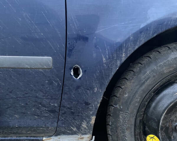 Синій Форд Сі-Макс, об'ємом двигуна 1.6 л та пробігом 100 тис. км за 1500 $, фото 9 на Automoto.ua