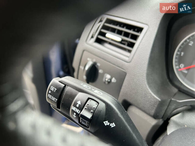 Синій Форд Сі-Макс, об'ємом двигуна 1.6 л та пробігом 179 тис. км за 4800 $, фото 45 на Automoto.ua