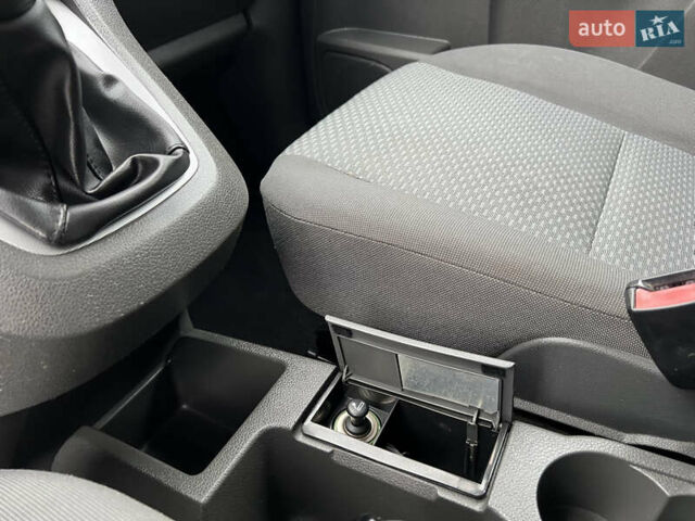 Синій Форд Сі-Макс, об'ємом двигуна 1.6 л та пробігом 179 тис. км за 4800 $, фото 55 на Automoto.ua