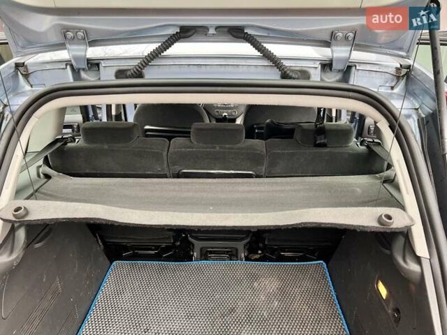Синій Форд Сі-Макс, об'ємом двигуна 1.6 л та пробігом 274 тис. км за 5200 $, фото 21 на Automoto.ua