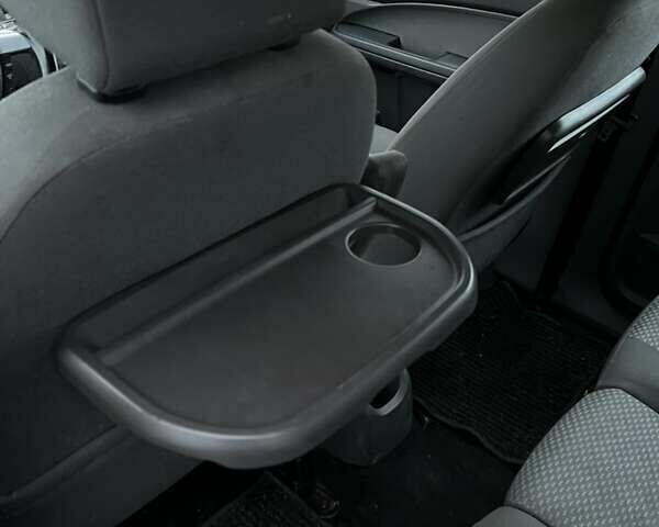 Синій Форд Сі-Макс, об'ємом двигуна 1.8 л та пробігом 203 тис. км за 5500 $, фото 16 на Automoto.ua