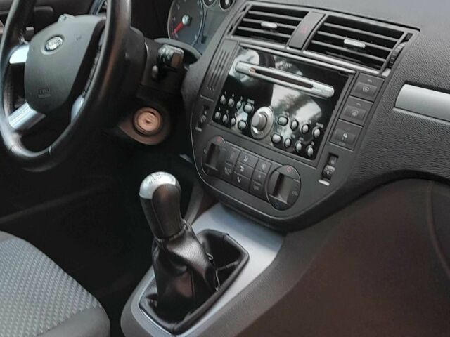 Синий Форд Си-Макс, объемом двигателя 1.6 л и пробегом 194 тыс. км за 5500 $, фото 9 на Automoto.ua