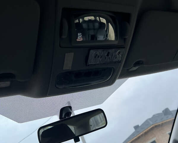 Синій Форд Сі-Макс, об'ємом двигуна 1.8 л та пробігом 203 тис. км за 5500 $, фото 14 на Automoto.ua