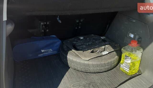 Форд Си-Макс 2007 в Вишневом на Automoto.ua Синий Форд Си-Макс, объемом двигателя 1.8 л и пробегом 225 тыс. км за 5500 $, фото 14 на Automoto.ua