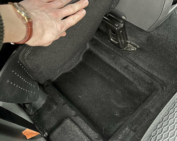 Синій Форд Сі-Макс, об'ємом двигуна 2 л та пробігом 120 тис. км за 6900 $, фото 11 на Automoto.ua