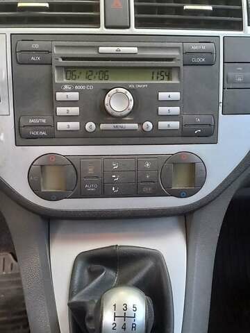 Синий Форд Си-Макс, объемом двигателя 1.8 л и пробегом 123 тыс. км за 5500 $, фото 6 на Automoto.ua