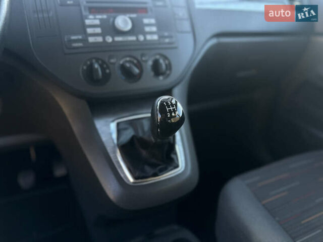 Синий Форд Си-Макс, объемом двигателя 1.6 л и пробегом 242 тыс. км за 5600 $, фото 26 на Automoto.ua