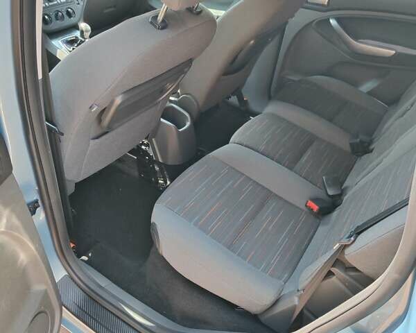 Синий Форд Си-Макс, объемом двигателя 1.8 л и пробегом 172 тыс. км за 5750 $, фото 10 на Automoto.ua