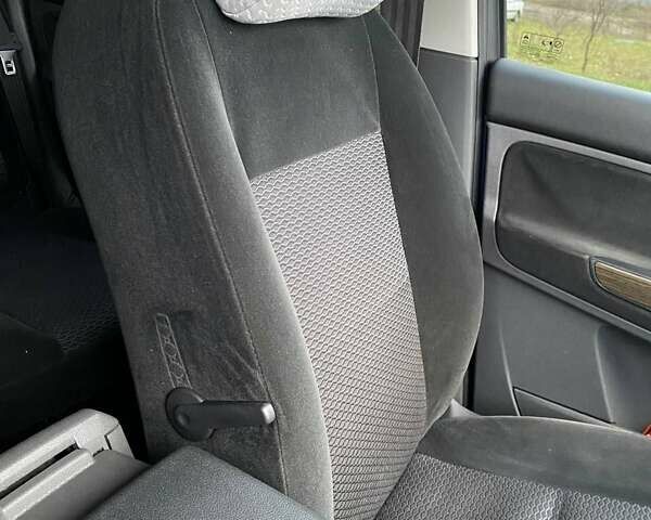 Синий Форд Си-Макс, объемом двигателя 2 л и пробегом 83 тыс. км за 7700 $, фото 16 на Automoto.ua