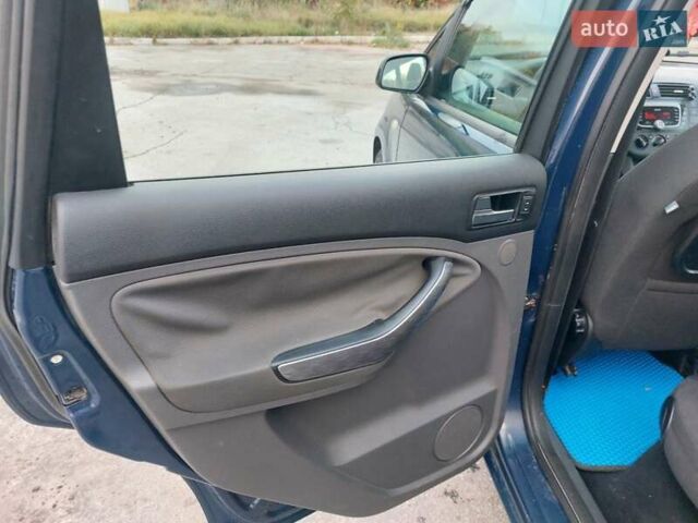 Синій Форд Сі-Макс, об'ємом двигуна 1.56 л та пробігом 312 тис. км за 4950 $, фото 40 на Automoto.ua