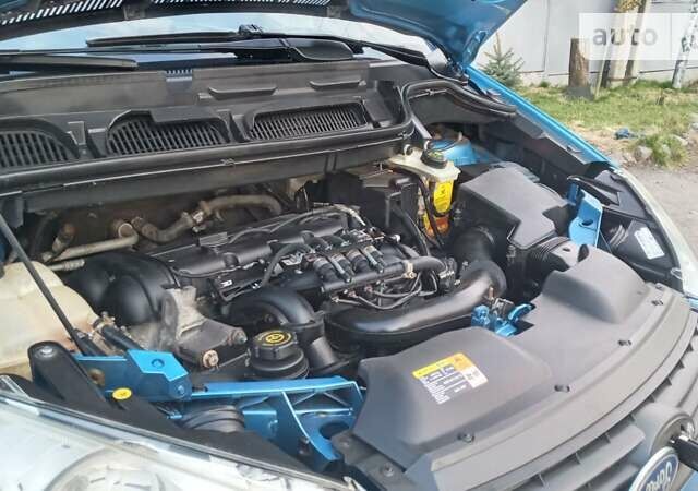 Синий Форд Си-Макс, объемом двигателя 1.6 л и пробегом 265 тыс. км за 5550 $, фото 16 на Automoto.ua