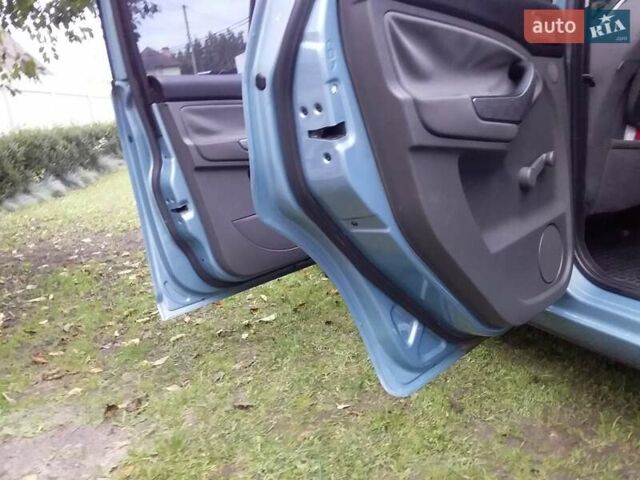 Синій Форд Сі-Макс, об'ємом двигуна 1.6 л та пробігом 280 тис. км за 6500 $, фото 21 на Automoto.ua