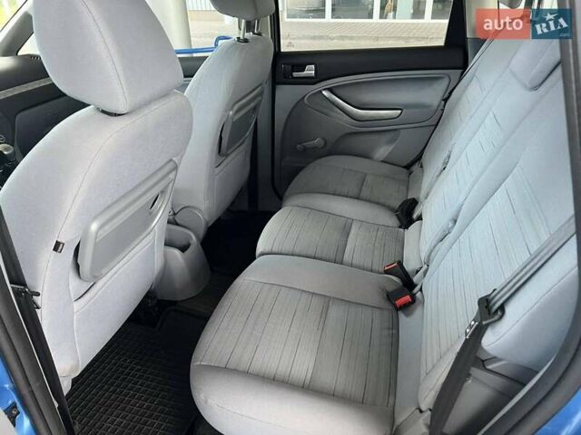 Синий Форд Си-Макс, объемом двигателя 1.6 л и пробегом 114 тыс. км за 7300 $, фото 19 на Automoto.ua