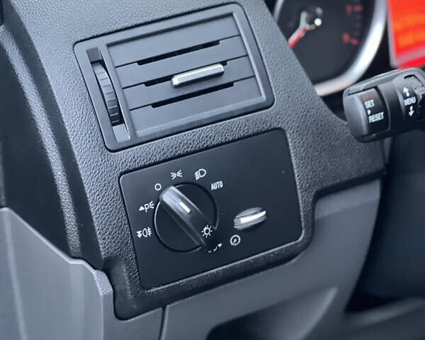 Синий Форд Си-Макс, объемом двигателя 1.8 л и пробегом 162 тыс. км за 6400 $, фото 44 на Automoto.ua