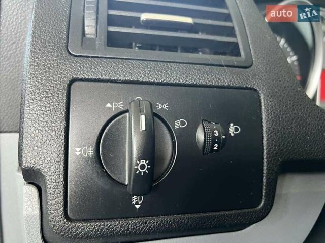 Синий Форд Си-Макс, объемом двигателя 1.6 л и пробегом 114 тыс. км за 7300 $, фото 26 на Automoto.ua