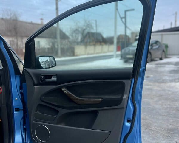 Синий Форд Си-Макс, объемом двигателя 1.8 л и пробегом 162 тыс. км за 6400 $, фото 37 на Automoto.ua